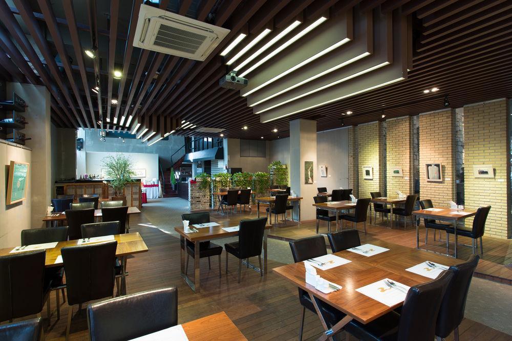 Jeonju Jazz Around Hotel Buitenkant foto